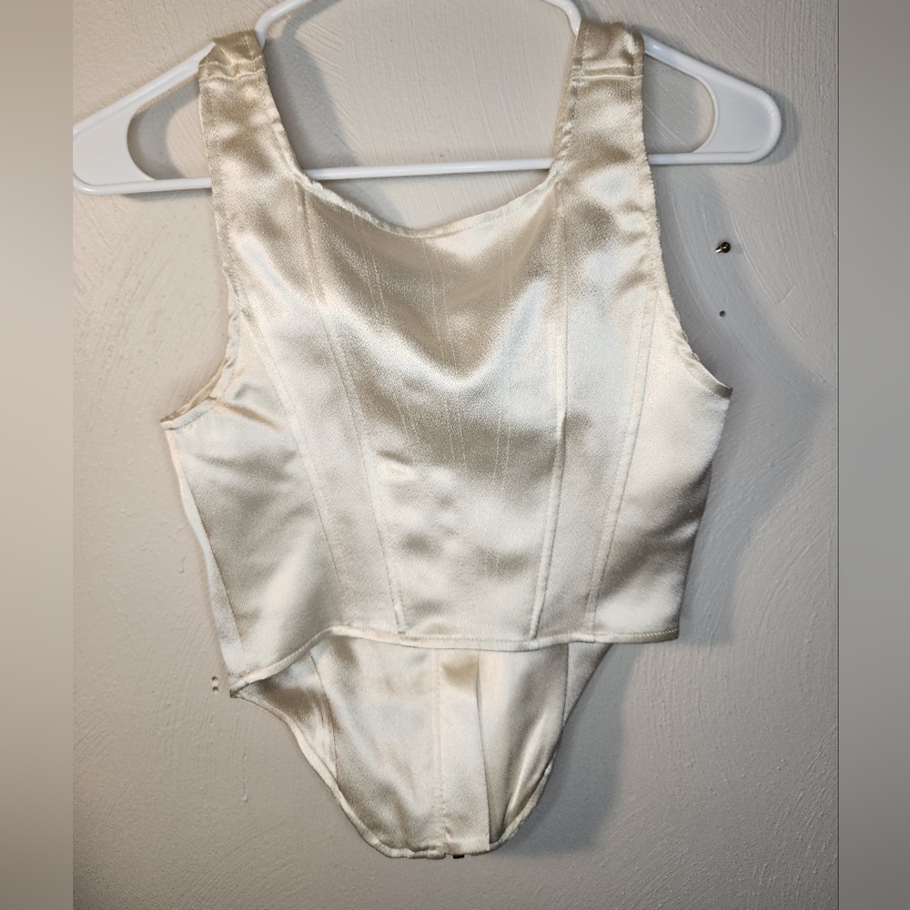 FUTURE COLLECTIVE® Kahlana Barfield Brown® Women's Zip-Front Bustier - Picture 3 of 3